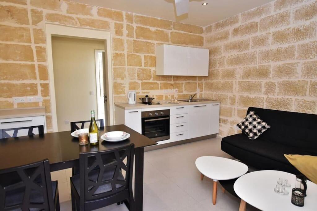 Vallettastay - Lucky Star One Bedroom Apartment 201 Eksteriør bilde